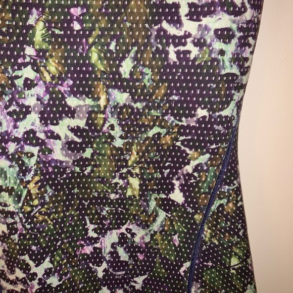 LULULEMON - size 2 - Picture 2 of 6